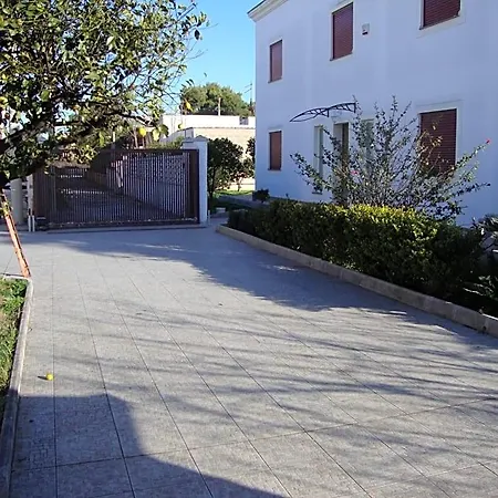 La Bianca Bed & Breakfast