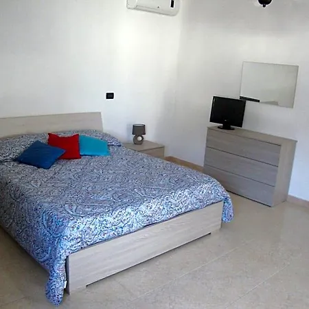 La Bianca Bed & Breakfast Lama (Apulia)