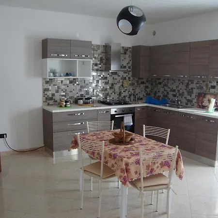 La Bianca 3*